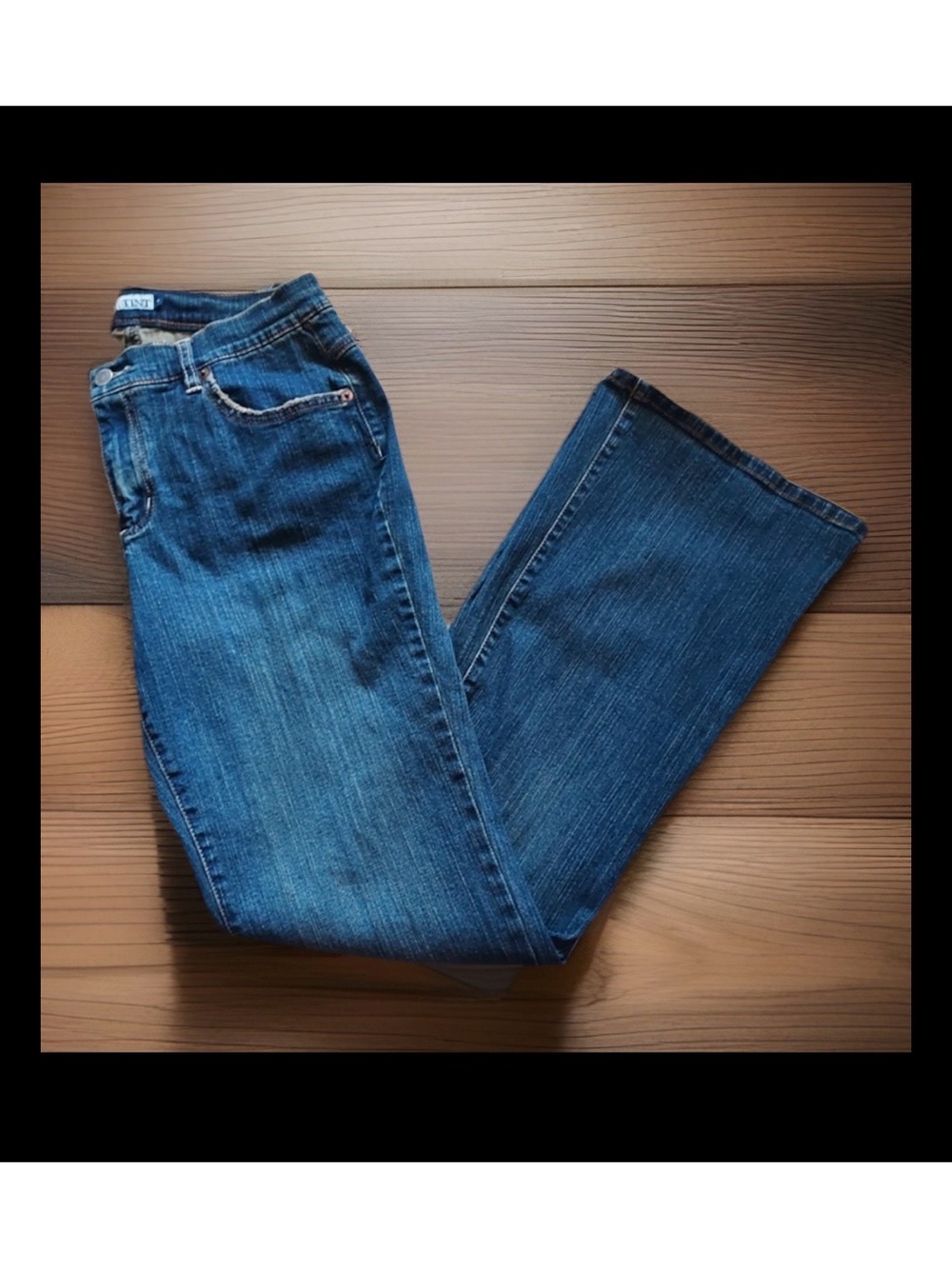 TINT Medium wash Boot Cut Jeans Sz 8 Embelished Back Pocket bling boho girlhood